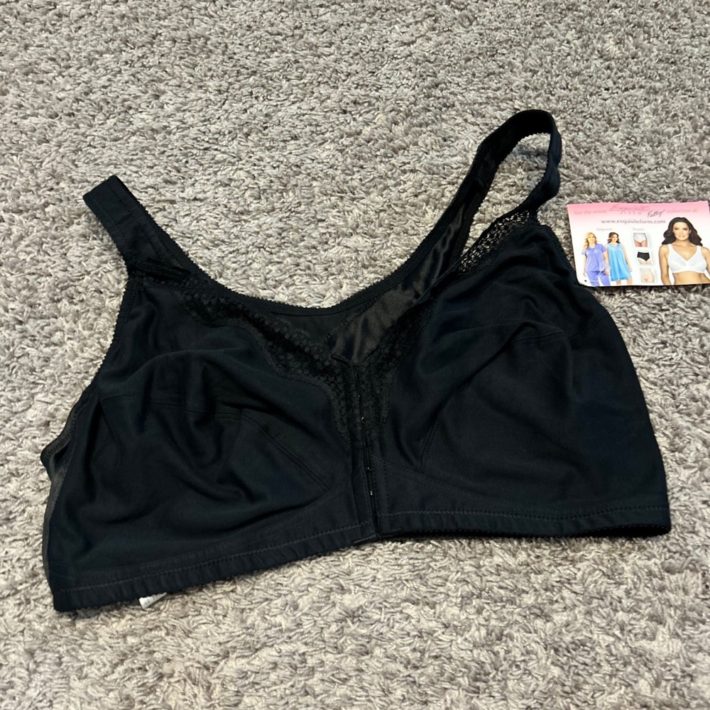 Exquisite Form Fully Black Front Closure Wireless Lace Trim Bra 46DD 5100531
